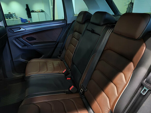 2021 Volkswagen Tiguan II Рестайлинг, серый, 2845000 рублей - вид 13