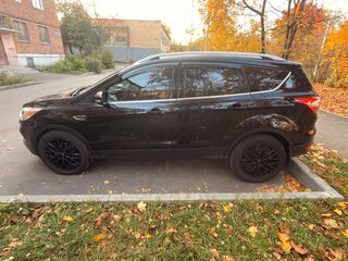 2016 Ford Kuga II Рестайлинг, чёрный, 1600000 рублей, вид 4