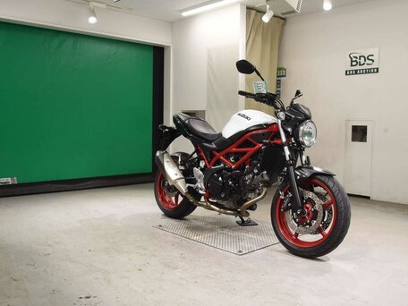 2021 Suzuki SV 650, белый, 677000 рублей, вид 3