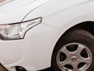 2013 Mitsubishi Outlander III, белый, 1130000 рублей, вид 5