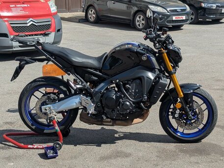 2021 Yamaha MT-09 (FZ-09), чёрный, 970000 рублей, вид 1
