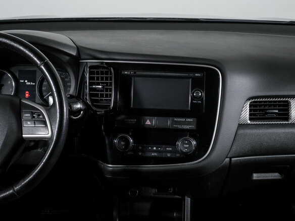 2014 Mitsubishi Outlander III, чёрный, 1339000 рублей - вид 12