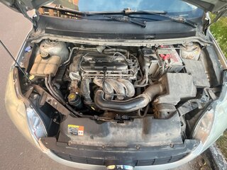 2008 Ford Focus II Рестайлинг, серебристый, 280000 рублей, вид 5