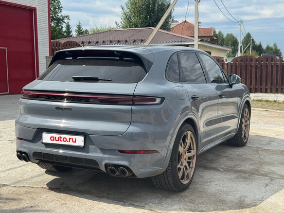 2023 Porsche Cayenne E-Hybrid III Рестайлинг, серый, 16499990 рублей - вид 6