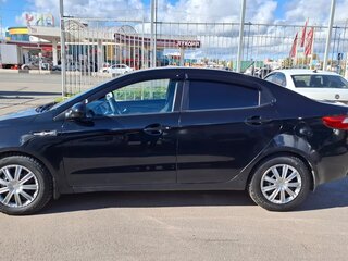 2013 Kia Rio III, чёрный, 575000 рублей, вид 5