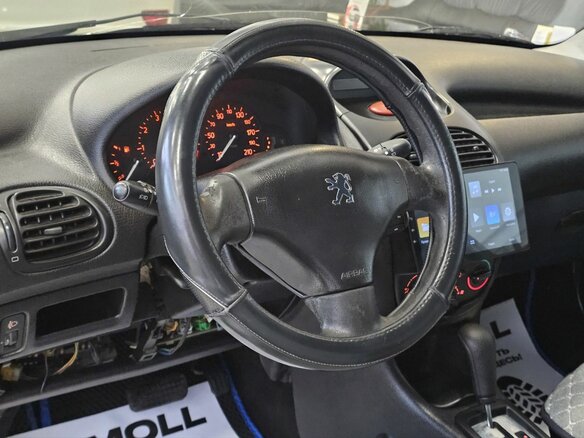 2002 Peugeot 206, серый, 349000 рублей - вид 9