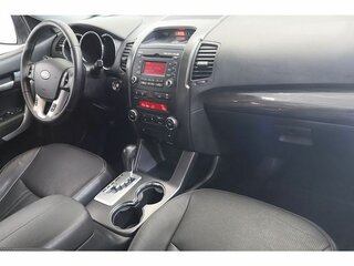 2012 Kia Sorento II, белый, 1599000 рублей, вид 5