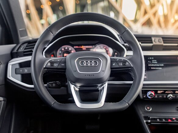 2026 Audi Q3 35 TFSI II (F3), серый, 3850000 рублей - вид 12
