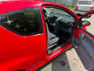 2008 Peugeot 107 I, красный, 370000 рублей, вид 5