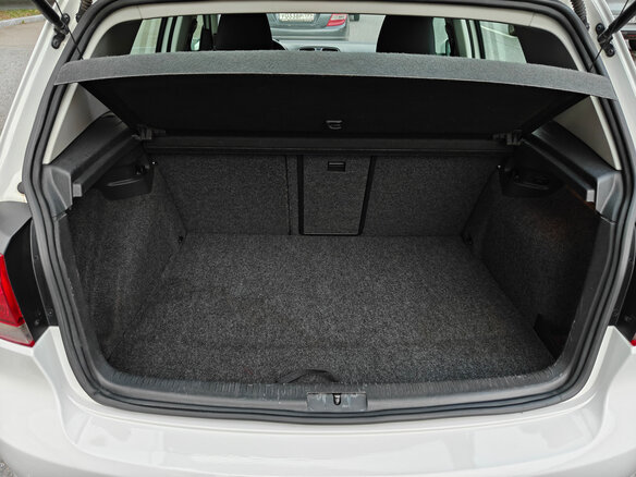 2011 Volkswagen Golf VI, белый, 999000 рублей - вид 24
