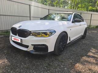 2017 BMW 5 серии 540i xDrive VII (G30/G31/G38), белый, 2850000 рублей, вид 1