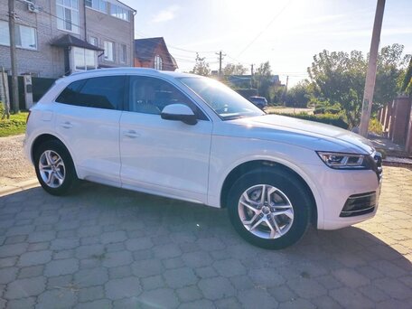 2019 Audi Q5 II (FY), белый, 3900000 рублей, вид 2