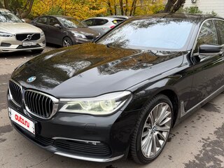 2017 BMW 7 серии Long 750Li xDrive VI (G11/G12), чёрный, 3350000 рублей, вид 1