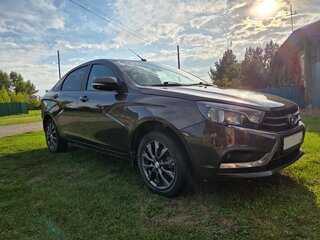 2018 Lada (ВАЗ) Vesta I, коричневый, 815000 рублей, вид 2