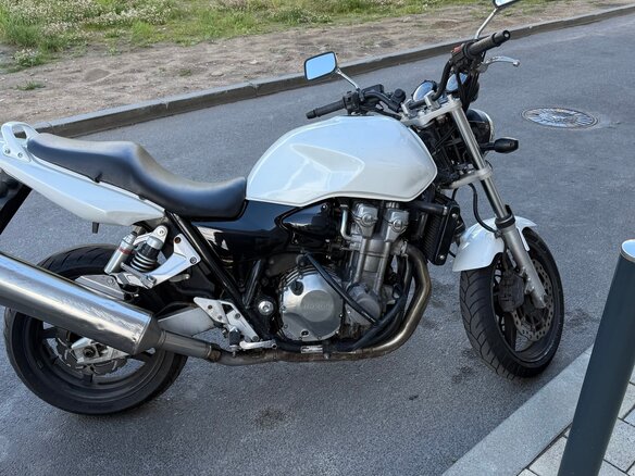 2003 Honda CB 1300, белый - вид 2