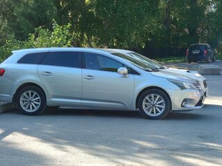 2009 Toyota Avensis III, серебристый, 845000 рублей, вид 3