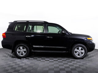2012 Toyota Land Cruiser 200 Series Рестайлинг 1, чёрный, 3325000 рублей, вид 4
