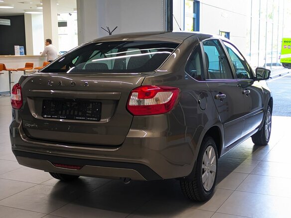 2026 Lada (ВАЗ) Granta Active Cross I Рестайлинг, коричневый - вид 2