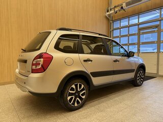2026 Lada (ВАЗ) Granta Cross I Рестайлинг, серебристый, 1391000 рублей, вид 4