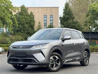2025 BYD Yuan Up 32 kWh, серебристый, 1300000 рублей, вид 1