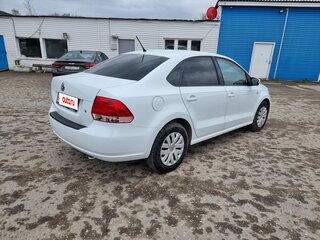 2015 Volkswagen Polo V, белый, 899000 рублей, вид 5