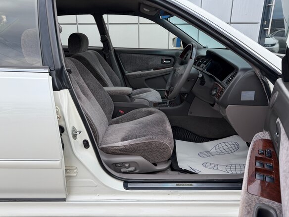 2000 Toyota Mark II VIII (X100), белый - вид 11