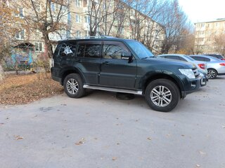 2008 Mitsubishi Pajero IV, зелёный, 1600000 рублей, вид 5