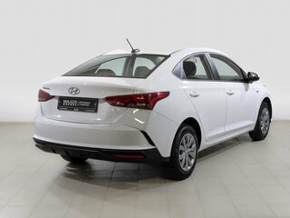 2022 Hyundai Solaris II Рестайлинг, белый, 1565000 рублей, вид 5