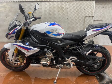 2018 BMW S 1000 R, белый, 1250000 рублей, вид 4