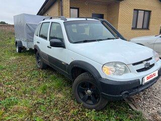 2016 Chevrolet Niva I Рестайлинг, белый, 420000 рублей, вид 2