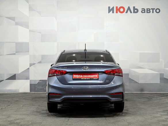 2017 Hyundai Solaris II, серый, 1270000 рублей - вид 5