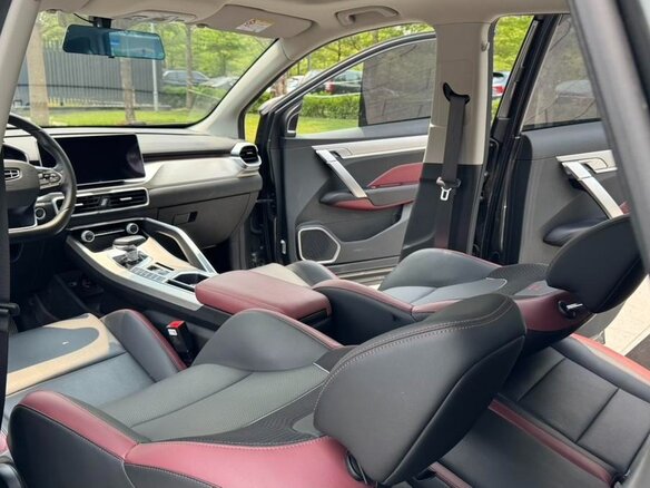 2021 Geely Coolray (Binyue) I, серый, 1290000 рублей - вид 12