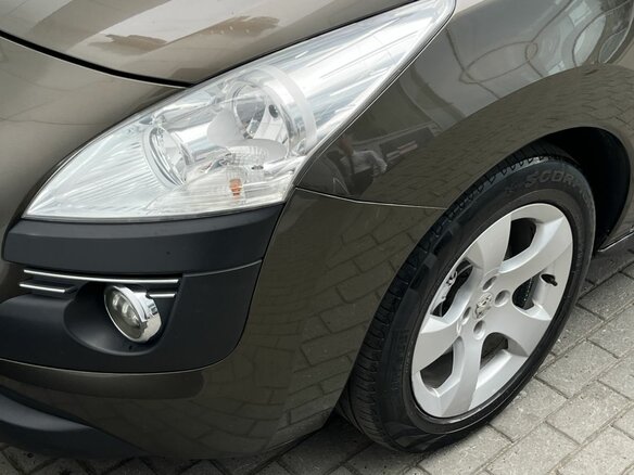 2011 Peugeot 3008 I, коричневый, 770000 рублей - вид 21