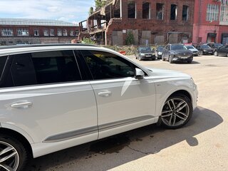 2018 Audi Q7 II (4M), белый, 4050000 рублей, вид 4