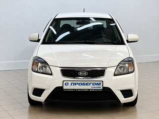 2011 Kia Rio II Рестайлинг, белый, 699000 рублей, вид 2