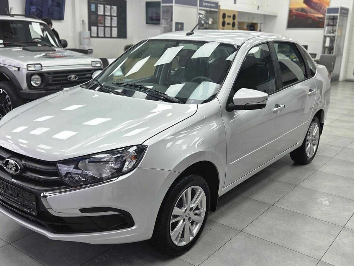 Открыть фотографии: Lada (ВАЗ) Granta I Рестайлинг