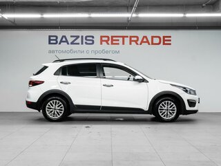 2017 Kia Rio X-Line IV, белый, 1495000 рублей, вид 4