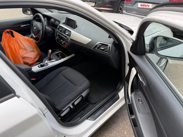 2018 BMW 1 серии 118i II (F20/F21) Рестайлинг 2, белый, 1600000 рублей - вид 4
