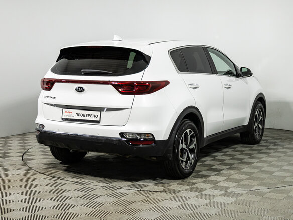2021 Kia Sportage IV Рестайлинг, белый, 1999700 рублей - вид 4