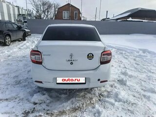 2017 Renault Logan II, белый, 320000 рублей, вид 2