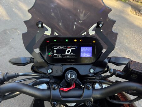 2026 Bajaj Pulsar NS400Z, чёрный, 419000 рублей, вид 3