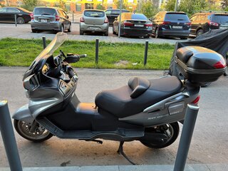 2010 Suzuki Burgman (SkyWave) 650, серый, 440000 рублей, вид 3