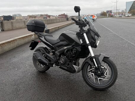 2023 Bajaj Dominar 400, чёрный, 420000 рублей, вид 2