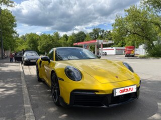 2021 Porsche 911 Turbo S VIII (992), жёлтый, 22900000 рублей, вид 3