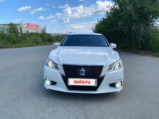 2013 Toyota Crown XIV (S210), белый, 2400000 рублей, вид 4