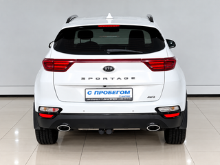 2021 Kia Sportage IV Рестайлинг, белый, 2600000 рублей, вид 3