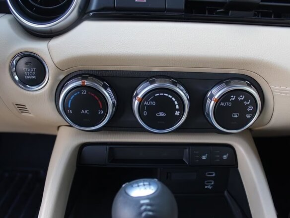 2026 Mazda MX-5 IV (ND), серый, 4871846 рублей - вид 12