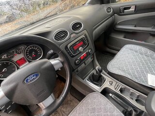 2009 Ford Focus II Рестайлинг, серый, 460000 рублей, вид 4