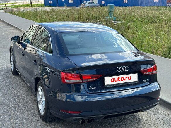 2016 Audi A3 III (8V) Рестайлинг, синий, 1840000 рублей - вид 3