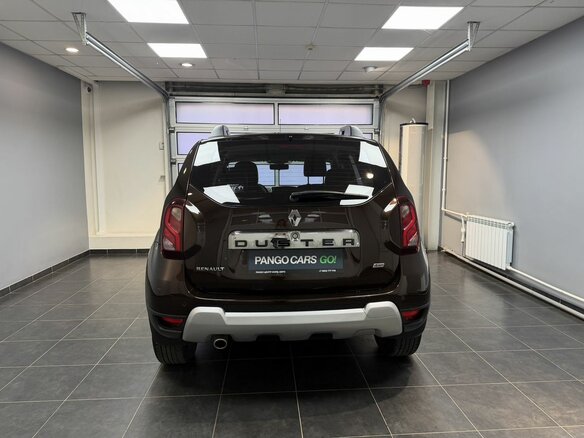2017 Renault Duster I Рестайлинг, коричневый, 1650000 рублей - вид 4